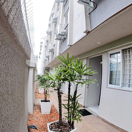 Esquina Batel - Hotel Economico クリチバ エクステリア 写真