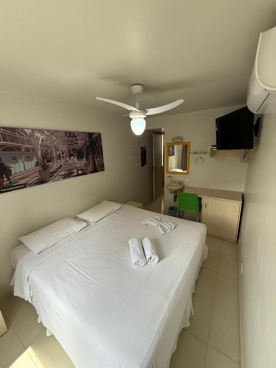 Esquina Batel - Hotel Economico クリチバ エクステリア 写真